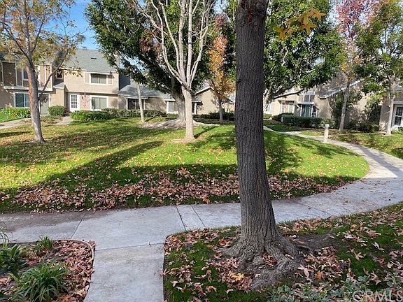 2nd image of 8 Elderglen #57