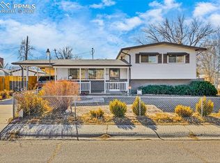 701 Dean Dr, Colorado Springs, CO 80911