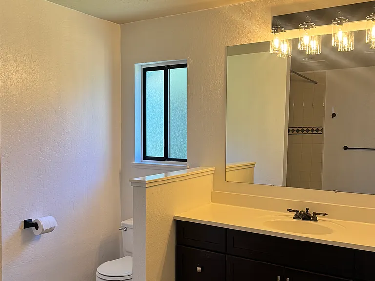 470 Avenue Portola — Photo 14