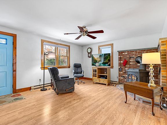 4th image of 244 Wakeby Road