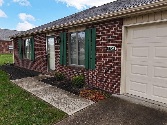 2nd image of 4703 E Heritage Cir
