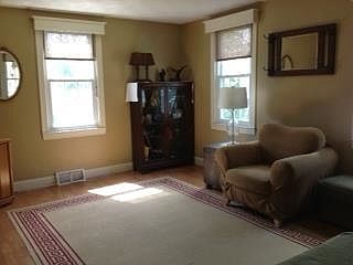 2nd image of 503 E 10th Ave