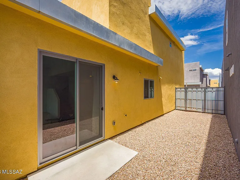 848 E Park Modern Dr — Photo 22