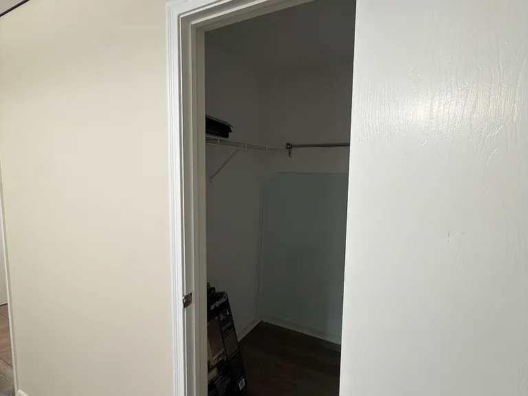 1915 N Hicks Rd #106 — Photo 15