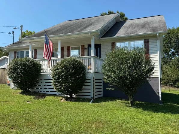 202 Sandy Cir, La Follette, TN 37766
