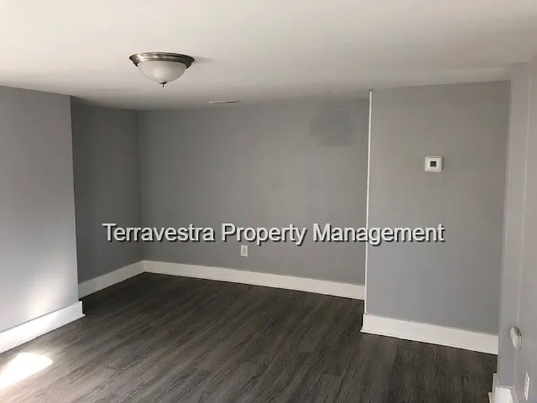 208-210 E Oak St, Millville, NJ 08332 — Photo 9