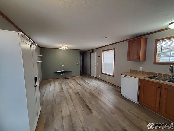 5th image of 1601 N College Ave #41