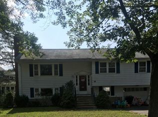 14 Driftwood Dr, Newton, MA 02465