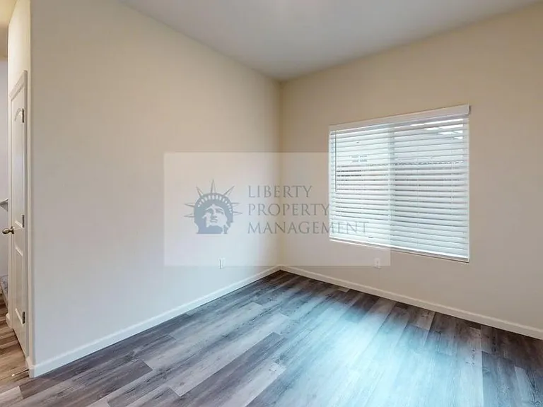 636 Granada Ct — Photo 13