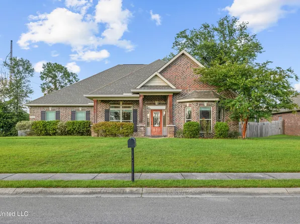 13130 Hawthorn Dr, Biloxi, MS 39532