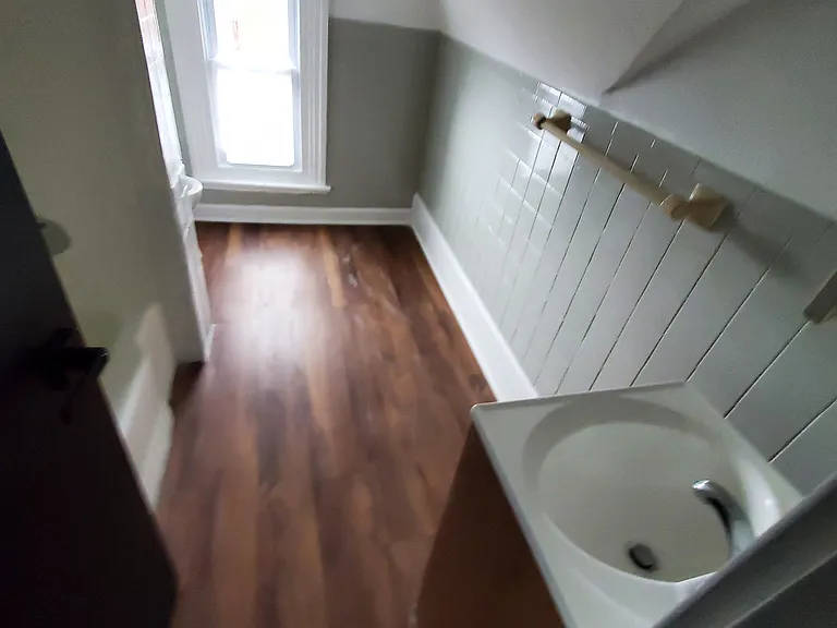 404 N Charlotte St #2 — Photo 6