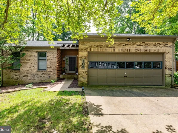 102 Glenwood Ave, Stafford, VA 22554