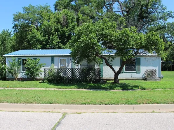204 N Residence St, El Dorado, KS 67042
