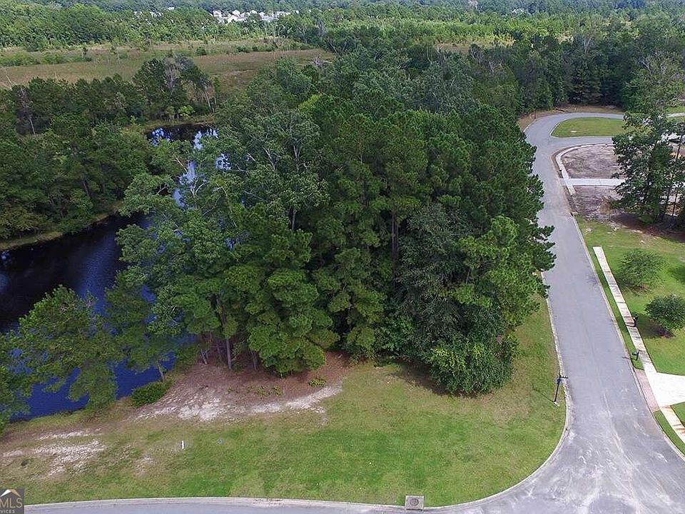 1st image of 136 Enclave Blvd
