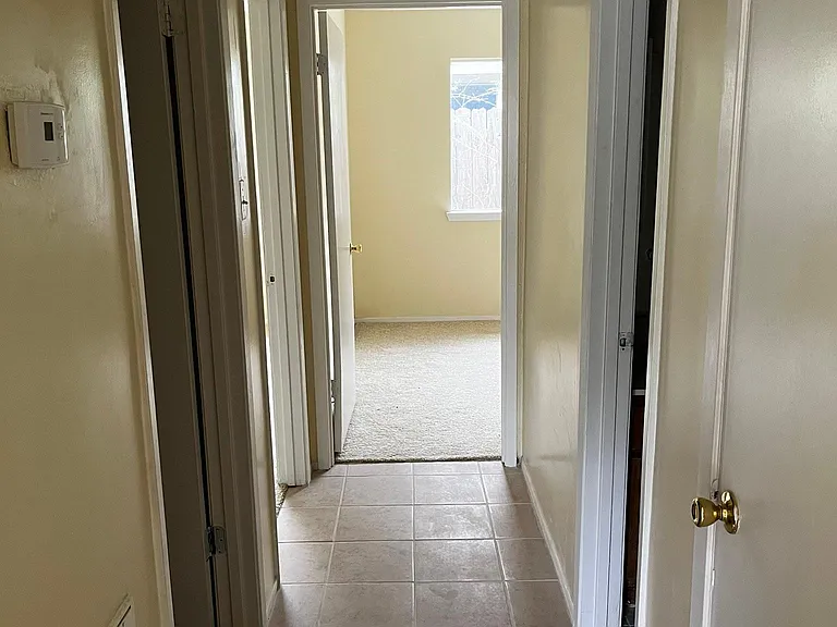 15523 Donnet Ln — Photo 5