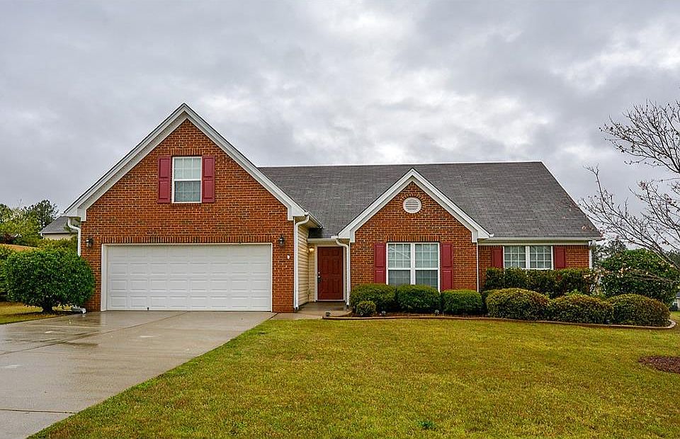 1st image of 3986 Pine Village Pl