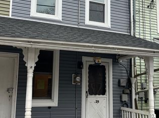 29 E Main St, Adamstown, PA 19501