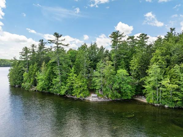 80 Pearl Point Road, Dedham, ME 04429