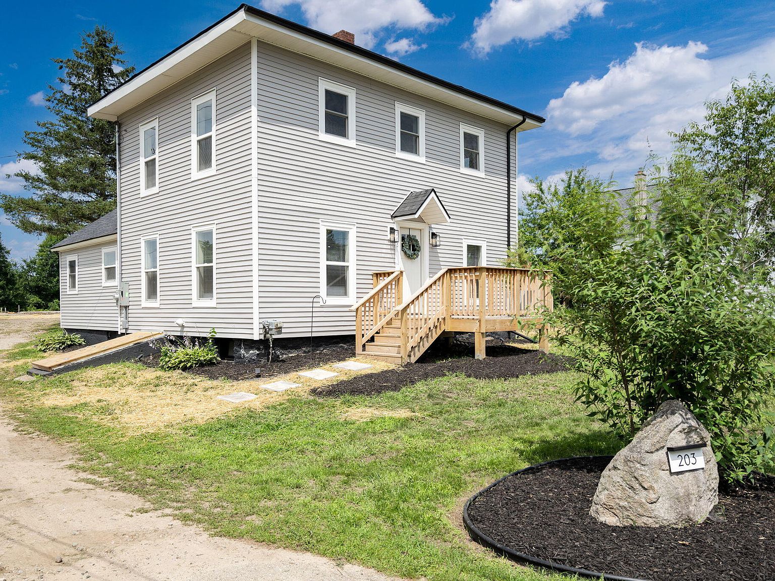 203 Division St, Saranac, MI 48881 Zillow