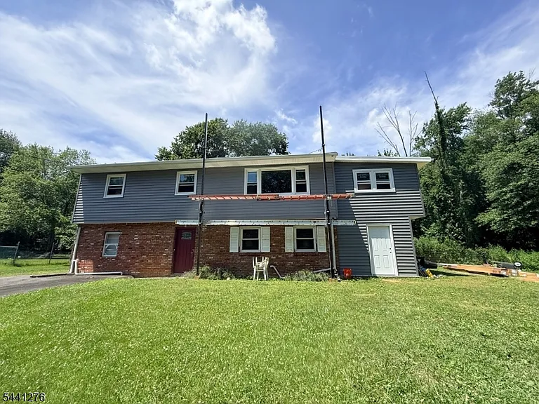 53 Birch Ave — Photo 1