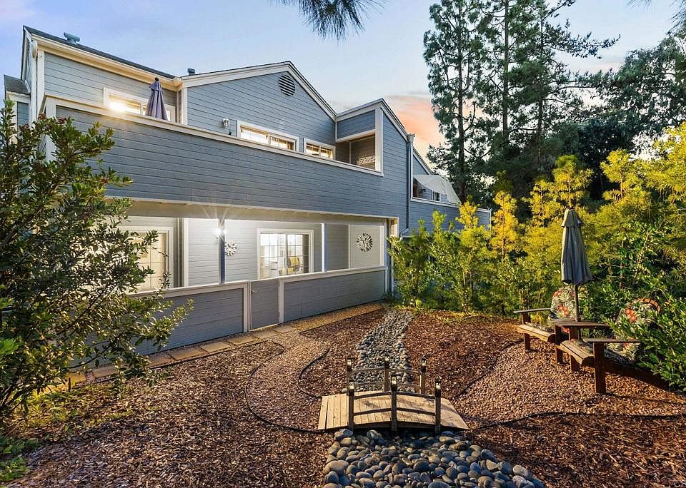 1st image of 2043 Mountain Vista Way