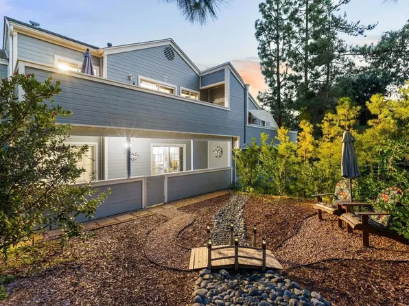 2043 Mountain Vista Way, Oceanside, CA 92054