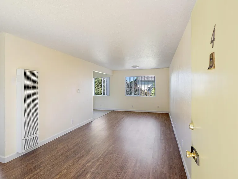 1615 Prince St #4 — Photo 3