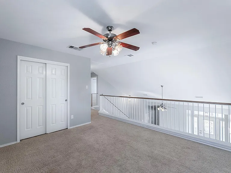 1205 Logan Dr — Photo 22