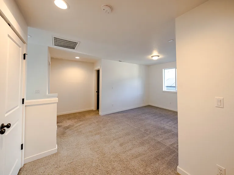 921 Pinebreak Dr — Photo 10