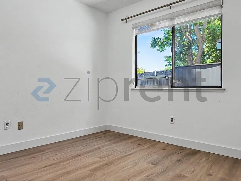 691 Cutting Way — Photo 27