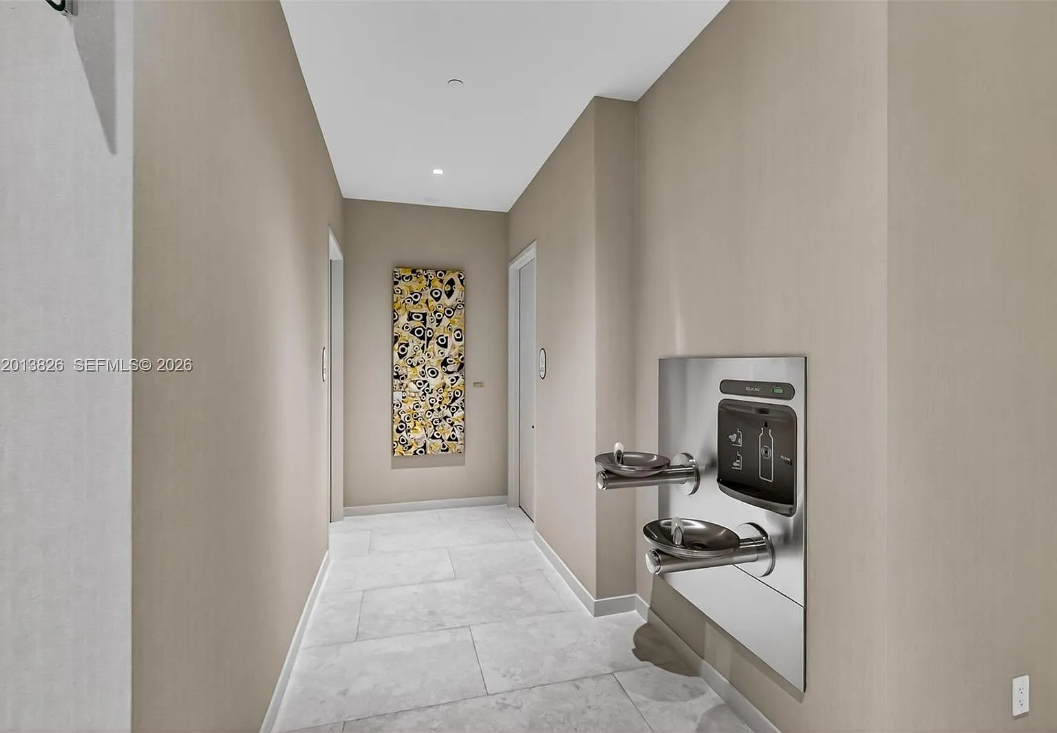 1 bed, 1.0 bath, 871 sqft, $5,000 — Photo 4