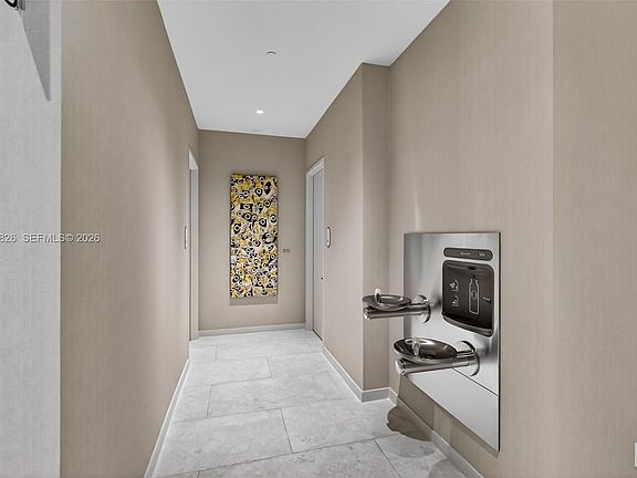 4th image of 77 SE 5th St #1908