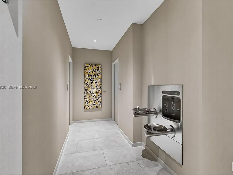 77 SE 5th St #1908 — Photo 4