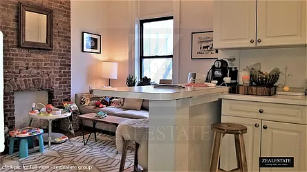 Rented by ZealEstate Group Inc