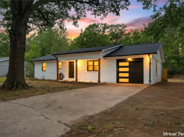 2149 S Coleman Ave, Fayetteville, AR 72701