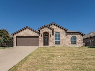 1504 Dale Ln, White Settlement, TX 76108