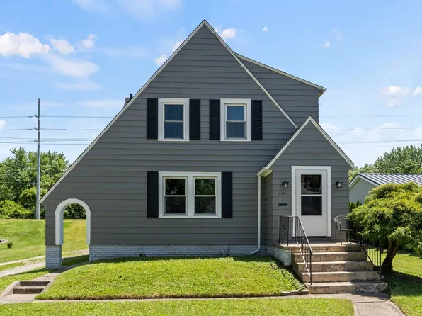 930 Pemberton Dr, Fort Wayne, IN 46805