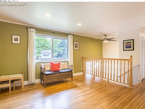 Elegant entry to home