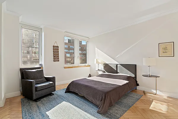 Rented by Compass | media 16