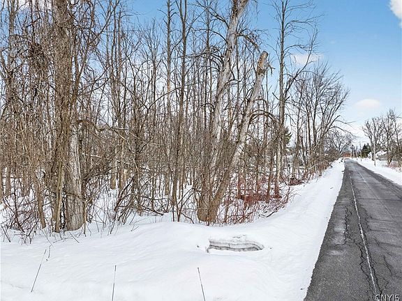 4th image of 706-708 S George St Lot 8