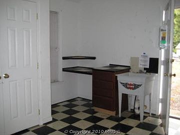 5th image of 306 Bowen Dr