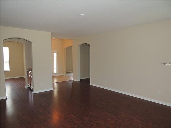 5th image of 2718 Eagle Lake Dr