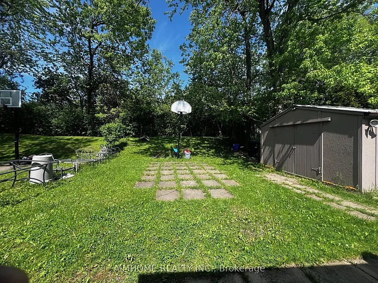 83 Mintwood Dr #BASEMENT — Photo 5