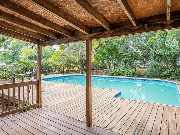 3rd image of 78 Stonecrest Cir SW