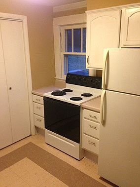 3rd image of 2805 Ramona St