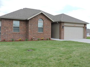 1318 S Marseilles Ave, Republic, MO 65738