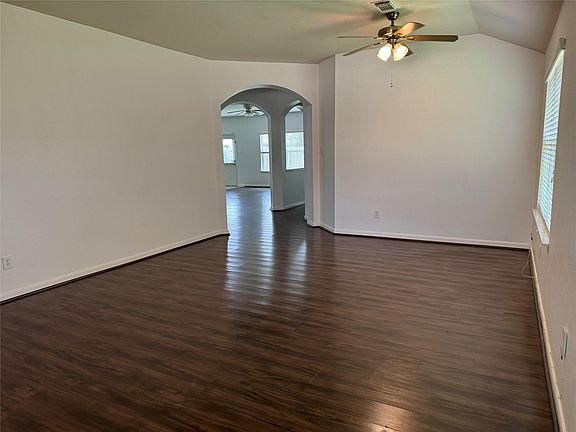 3rd image of 2210 Tremont Trail Ln