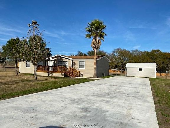 2nd image of 10385 Willow Brook Dr