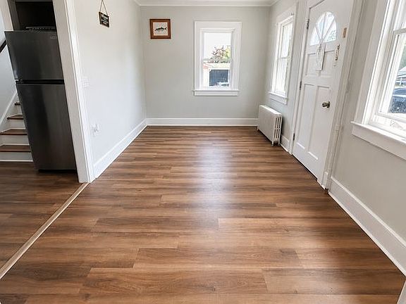 3rd image of 120B Little Pl Floor 1