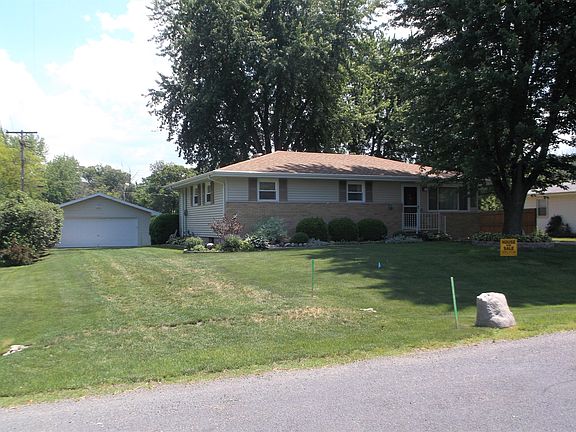 2nd image of 1034 N Tower Dr